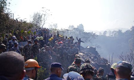 Al menos 67 personas murieron este domingo en Nepal. Al menos 67 personas murieron este domingo en Nepal.