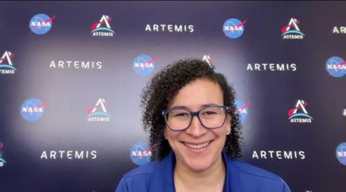 “Estamos en una nueva era de exploración espacial: queremos llegar a la Luna y a Marte con una presencia sostenible”, afirmó la ingeniera Burgos en un mano a mano con AIRE, horas antes del lanzamiento de Artemis II. “Estamos en una nueva era de exploración espacial: queremos llegar a la Luna y a Marte con una presencia sostenible”, afirmó la ingeniera Burgos en un mano a mano con AIRE, horas antes del lanzamiento de Artemis II.