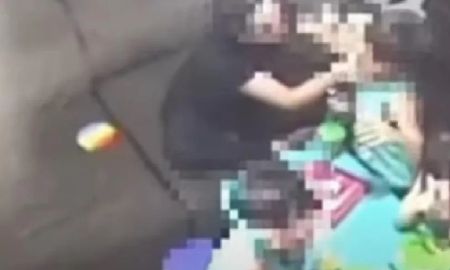 El maltrato de una psicóloga a un nene con autismo: video escalofriante El maltrato de una psicóloga a un nene con autismo: video escalofriante