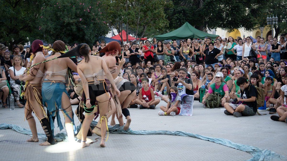 Hubo manifestaciones artísticas y stands de diferentes organizaciones que mostraron y socializaron su trabajo.