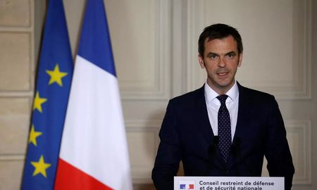 El ministro de Salud de Francia, Olivier Véran, dijo que el país está recuperando progresivamente el control de la pandemia.