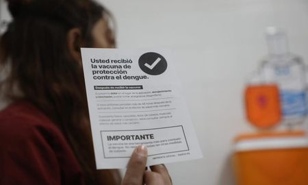 Aire de Santa Fe | Vacunación Dengue Personal Salud Santa Fe Samco Las Lomas