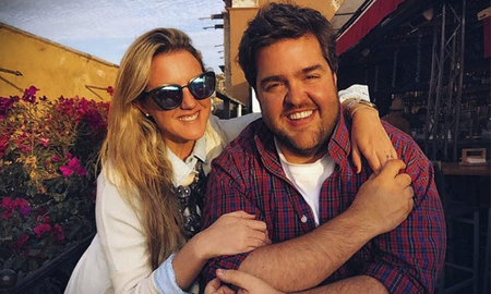 Barassi, el conductor de 100 argentinos dicen, lleva seis años de matrimonio con Lucía Gómez Centurión, a quien conoció en su adolescencia. Barassi, el conductor de 100 argentinos dicen, lleva seis años de matrimonio con Lucía Gómez Centurión, a quien conoció en su adolescencia.