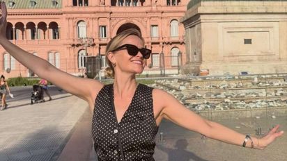 Una estrella en Buenos Aires: Reese Witherspoon paseó por Plaza de Mayo y visitó el MALBA como una turista más