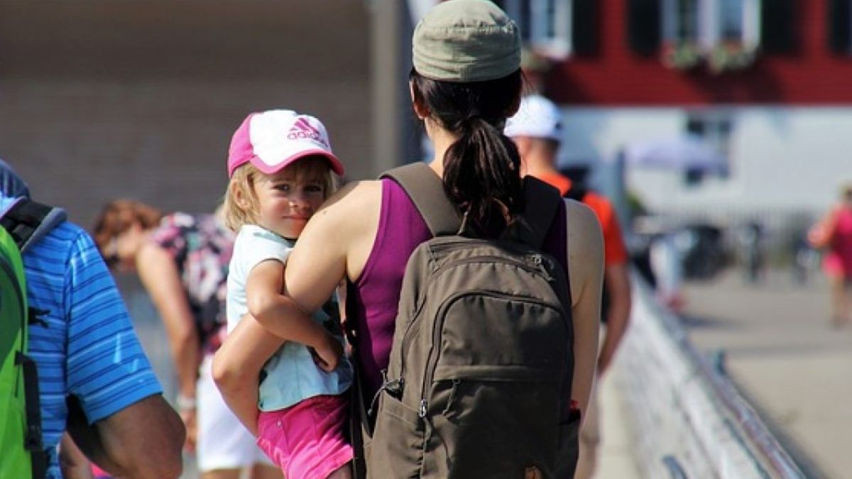 Las tareas de cuidado restan oportunidades y recursos para estudiar, desarrollar una carrera. Las tareas de cuidado restan oportunidades y recursos para estudiar, desarrollar una carrera.