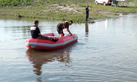 Un soldado se ahogó en el río Gualeguay luego de rescatar a su hermana menor, quien no sabe nadar. Un soldado se ahogó en el río Gualeguay luego de rescatar a su hermana menor, quien no sabe nadar.