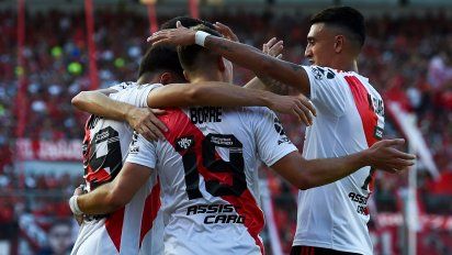 River se prepara para la Copa Libertadores mientras podría hacer de local en Avellaneda