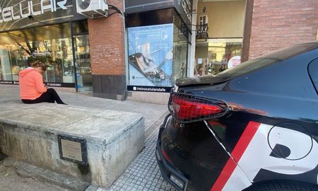 Dos nuevos robos en la peatonal de Santa Fe reavivan el reclamo por seguridad en el centro. Dos nuevos robos en la peatonal de Santa Fe reavivan el reclamo por seguridad en el centro.