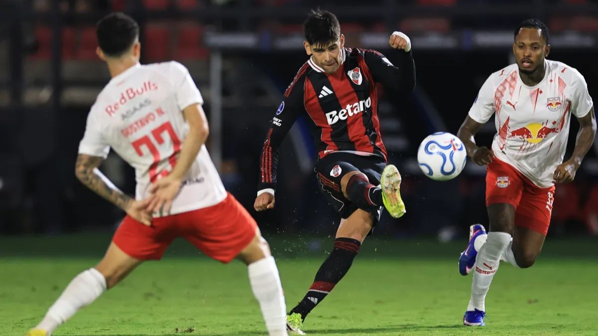 River recibe a Bragantino y busca asegurar la clasificación a octavos en la Sudamericana