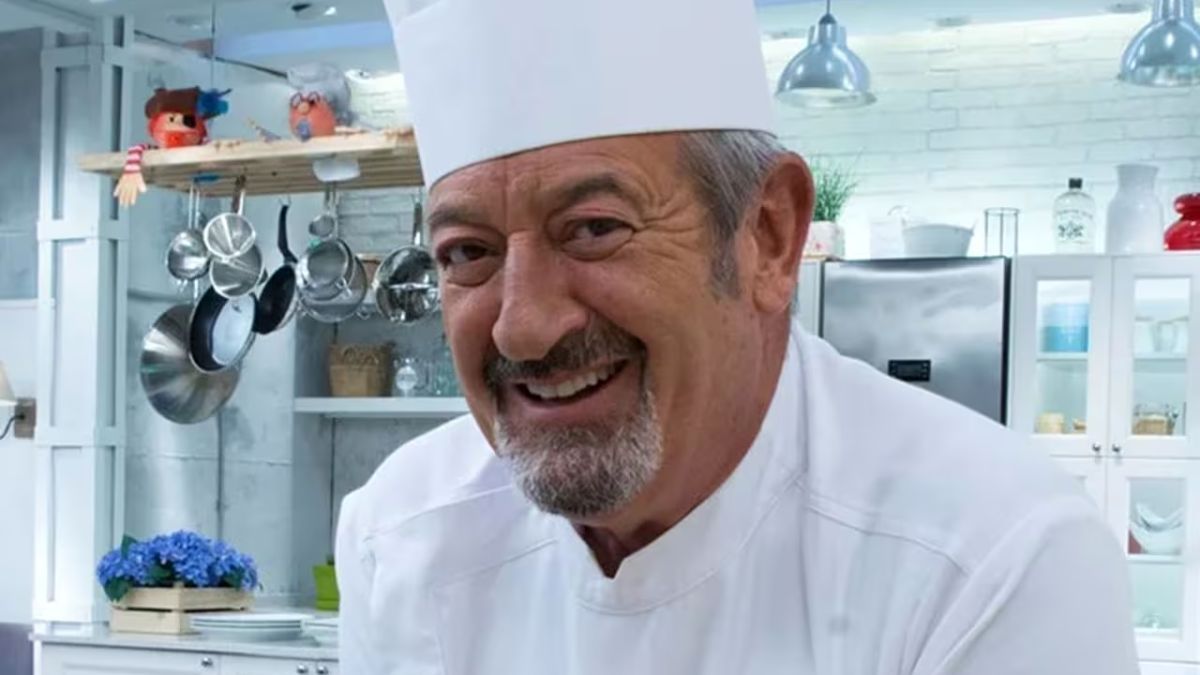 El equilibrio entre sal y azúcar, el secreto que transforma una simple salsa en un clásico de cocina casera. El equilibrio entre sal y azúcar, el secreto que transforma una simple salsa en un clásico de cocina casera.