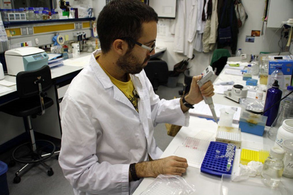 Firman acuerdo de cooperación internacional para desarrollar biotecnología industrial en Argentina.