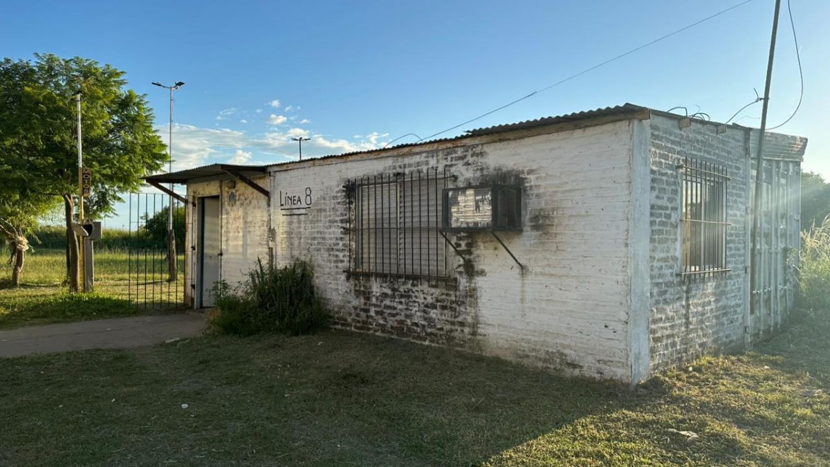 Un lugar cerrado, sin movimiento, sin controles y con sectores visiblemente descuidados. Allí, el delincuente actuó con tiempo y sin ser advertido. Un lugar cerrado, sin movimiento, sin controles y con sectores visiblemente descuidados. Allí, el delincuente actuó con tiempo y sin ser advertido. 