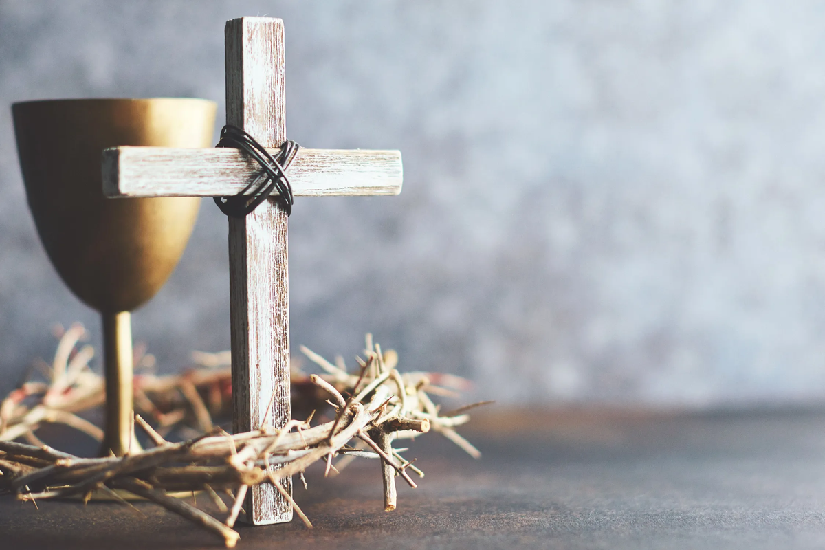 En Semana Santa, especialmente el Viernes Santo, se evita el consumo de carne roja. En Semana Santa, especialmente el Viernes Santo, se evita el consumo de carne roja.