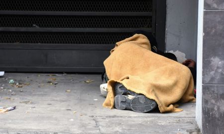 Para poder ayudar con la campaña de recolección de ropa de abrigo, podés comunicarte con Actitud Solidaria. Para poder ayudar con la campaña de recolección de ropa de abrigo, podés comunicarte con Actitud Solidaria.