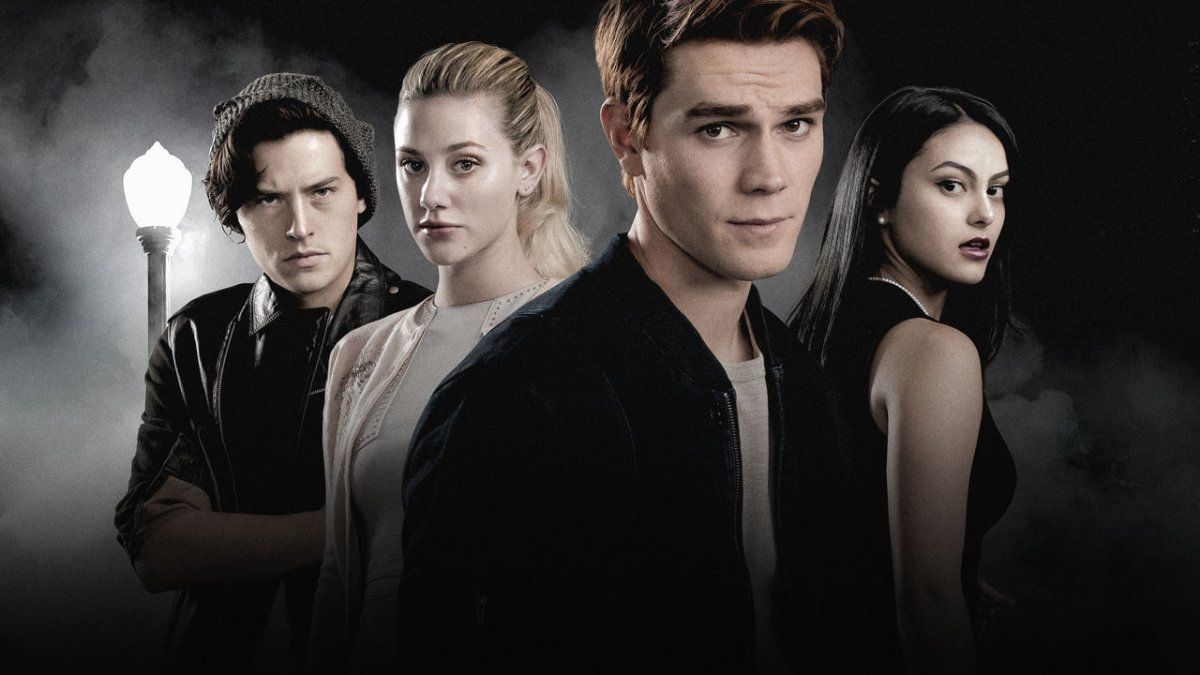 KJ Apa revela que Riverdale podría durar 3 temporadas más