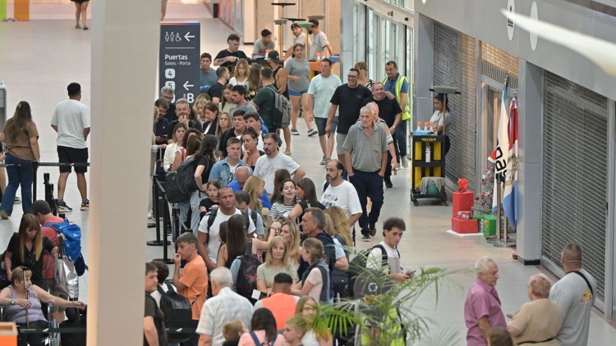 Más de 71 mil pasajeros utilizaron la terminal provincial para conectarse con los más de 10 diferentes destinos nacionales e internacionales.&nbsp;