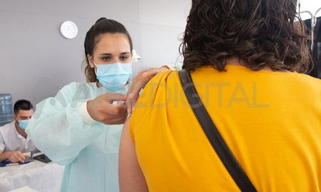 El miércoles comienza la vacunación docente. El miércoles comienza la vacunación docente.