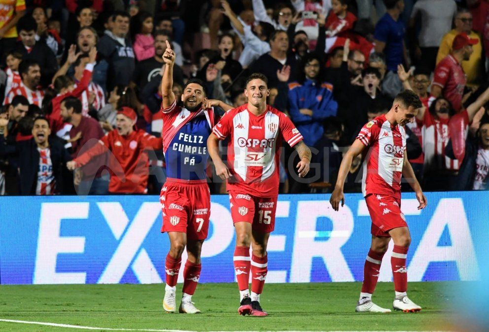 El Club Atlético Unión derrotó 1-0 al Club Atlético River Plate por la primera fecha de la Copa de la Liga 2022.