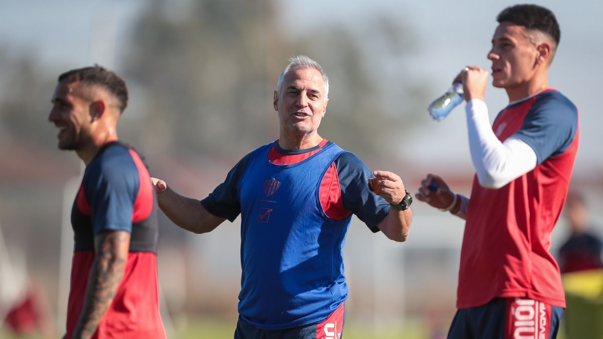 La primera mala noticia para Leonardo Madelón tras asumir como técnico de Unión