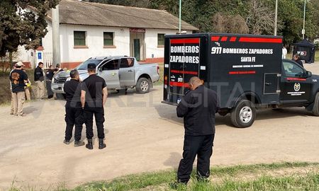 Agentes de la PDI durante los peritajes realizados por el accidente fatal. Agentes de la PDI durante los peritajes realizados por el accidente fatal.