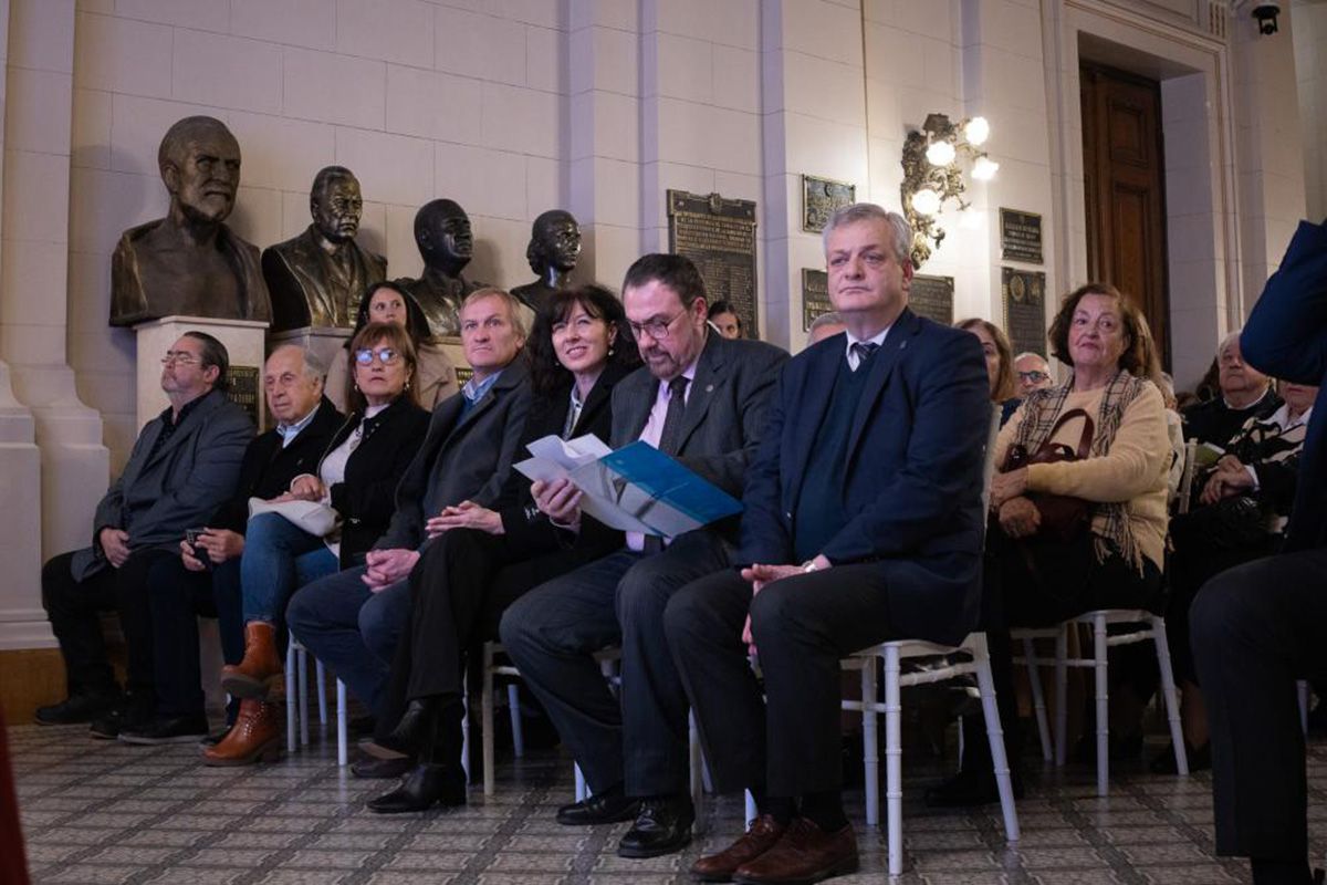 La jornada “Por el respeto, la convivencia y la paz en la pluralidad: Santa Fe, Provincia libre de discriminación y discursos de odio” se realizó en la Legislatura Provincial. La jornada “Por el respeto, la convivencia y la paz en la pluralidad: Santa Fe, Provincia libre de discriminación y discursos de odio” se realizó en la Legislatura Provincial.