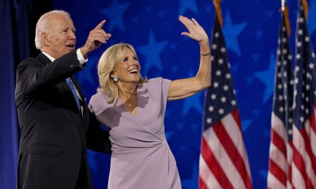 Joe y Jill Biden se conocieron en 1975. Desde el miércoles estarán al frente de la Casa Blanca. Joe y Jill Biden se conocieron en 1975. Desde el miércoles estarán al frente de la Casa Blanca.