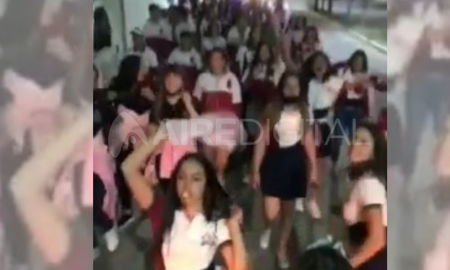 Los jóvenes coparon las calles sin barbijos ni distanciamiento en plena pandemia Los jóvenes coparon las calles sin barbijos ni distanciamiento en plena pandemia