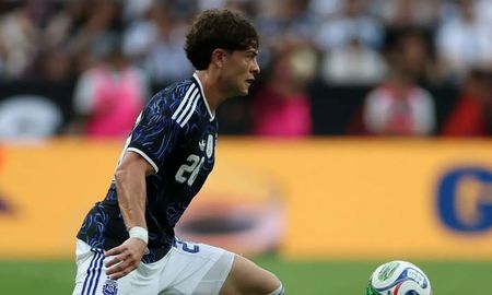Agustín Giay ilusiona a todo San Carlos y a la provincia de Santa Fe con su posible presencia en el Mundial 2026. Agustín Giay ilusiona a todo San Carlos y a la provincia de Santa Fe con su posible presencia en el Mundial 2026.