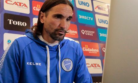 Diego Martínez renunció como entrenador de Godoy Cruz tras la goleada sufrida ante Racing por la Copa Diego Maradona. Diego Martínez renunció como entrenador de Godoy Cruz tras la goleada sufrida ante Racing por la Copa Diego Maradona.