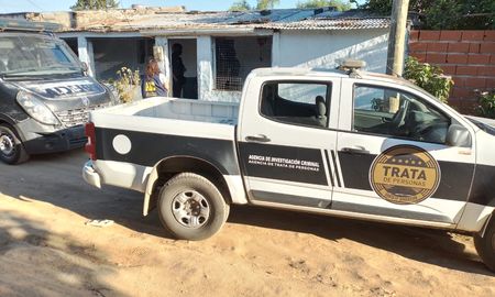 Detuvieron a un hombre por tentativa de femicidio en Alto Verde: atacó a su ex pareja con un cuchillo. Detuvieron a un hombre por tentativa de femicidio en Alto Verde: atacó a su ex pareja con un cuchillo.