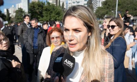 En el marco de la 5° Jornada Federal contra Falsas Denuncias, la senadora nacional por Santa Fe, Carolina Losada, se refirió a la renuncia del juez federal Marcelo Bailaque. En el marco de la 5° Jornada Federal contra Falsas Denuncias, la senadora nacional por Santa Fe, Carolina Losada, se refirió a la renuncia del juez federal Marcelo Bailaque.
