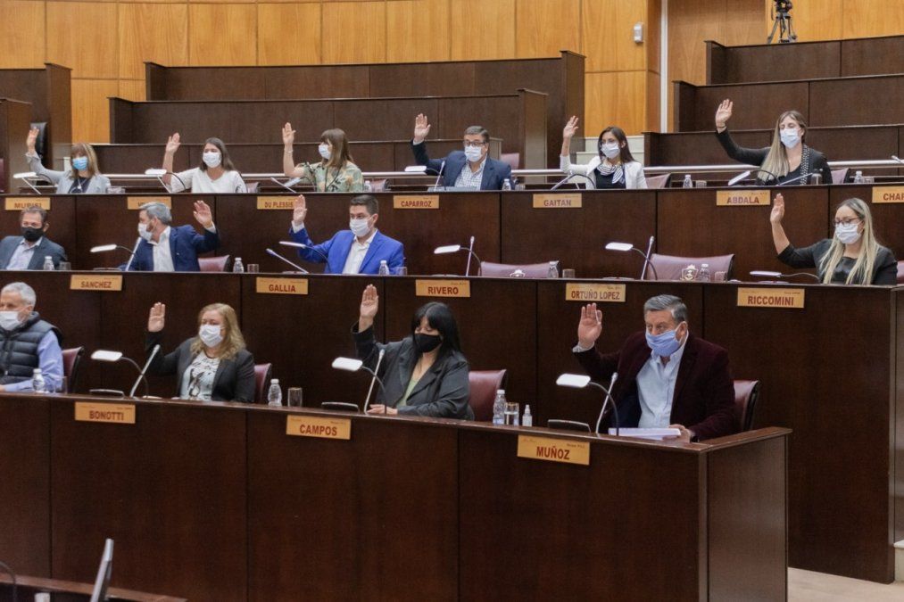 La ley para erradicar la violencia de g&eacute;nero en Neuqu&eacute;n mediante la educaci&oacute;n lleva el nombre de Cielo L&oacute;pez