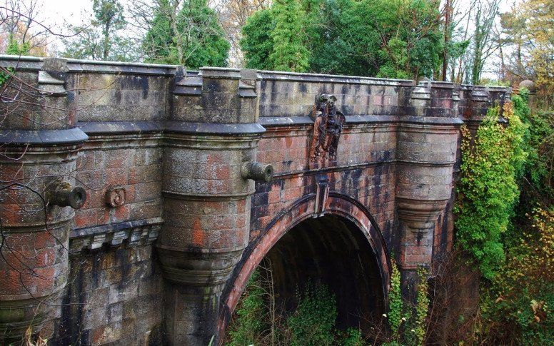El aterrador misterio del puente Overtoun, donde los perros se suicidan