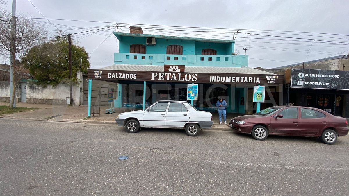 Pétalos, el tradicional negocio del Barrio Barranquitas volvió a ser blanco de la delincuencia Pétalos, el tradicional negocio del Barrio Barranquitas volvió a ser blanco de la delincuencia