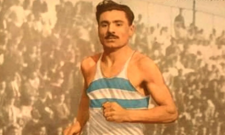 Efemérides del 2 de agosto: muere Delfo Cabrera. medalla de oro en maratón en los Juegos Olímpicos de 1948 Efemérides del 2 de agosto: muere Delfo Cabrera. medalla de oro en maratón en los Juegos Olímpicos de 1948