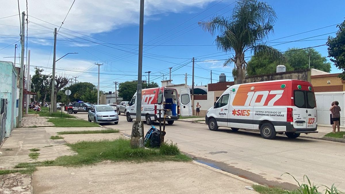Dos unidades sanitarias llegaron al domicilio para socorrer a la mujer.&nbsp;