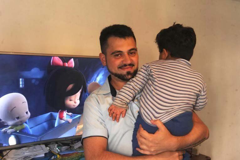 Matías, el enfermero que adoptó a un bebé abandonado en un hospital de Tucumán