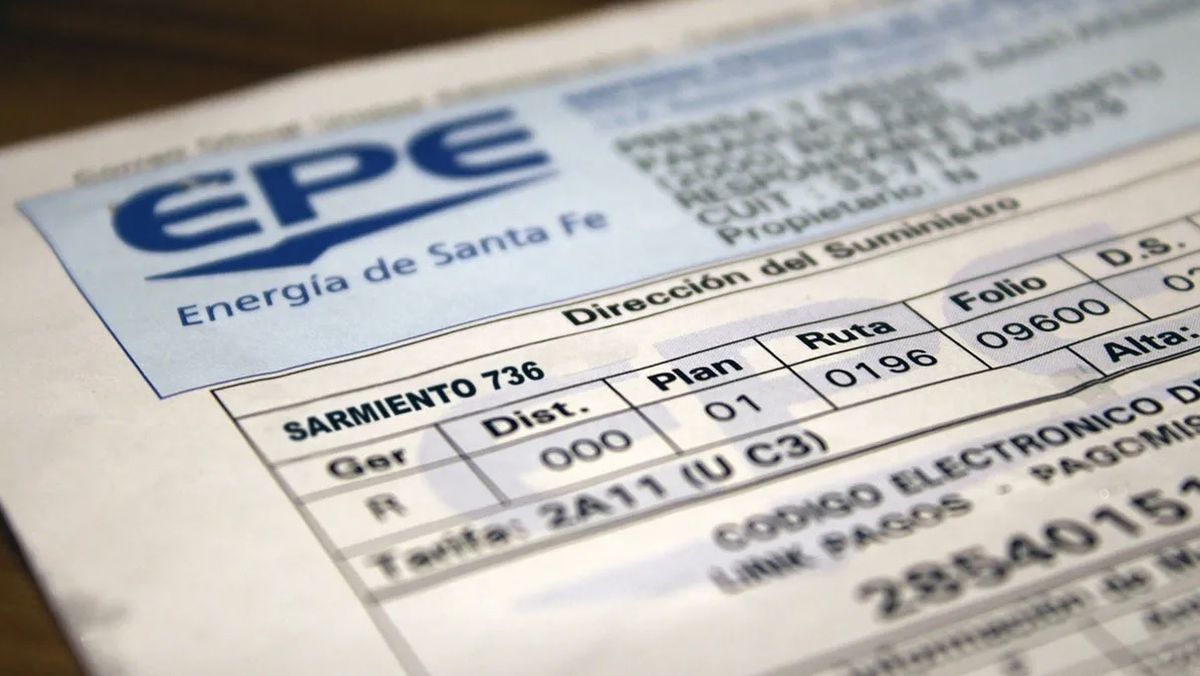 La Defensoría del Pueblo de Santa Fe pidió formalmente a la Empresa Provincial de Energía (EPE) que prorrogue los vencimientos de las facturas sobrevaloradas﻿.