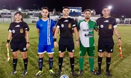 Brown de San Vicente venció a Deportivo Bella Italia en la Copa Castellanos. Foto: Prensa Brown. Brown de San Vicente venció a Deportivo Bella Italia en la Copa Castellanos. Foto: Prensa Brown.