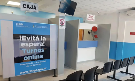 El Gobierno de Javier Milei eliminará el 40% de los Registros del Automotor en todo el país El Gobierno de Javier Milei eliminará el 40% de los Registros del Automotor en todo el país