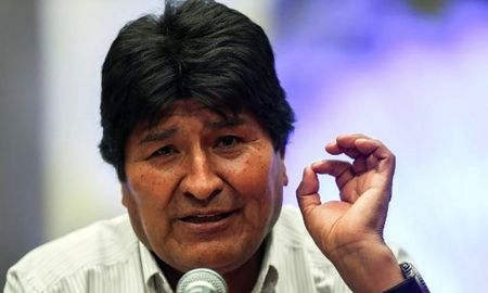 evo morales no descarta asistir a la asuncion de alberto fernandez