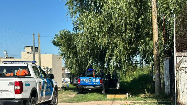 Sauce Viejo: hallaron dos hombres muertos en una embarcación que iba a la deriva por el río Coronda