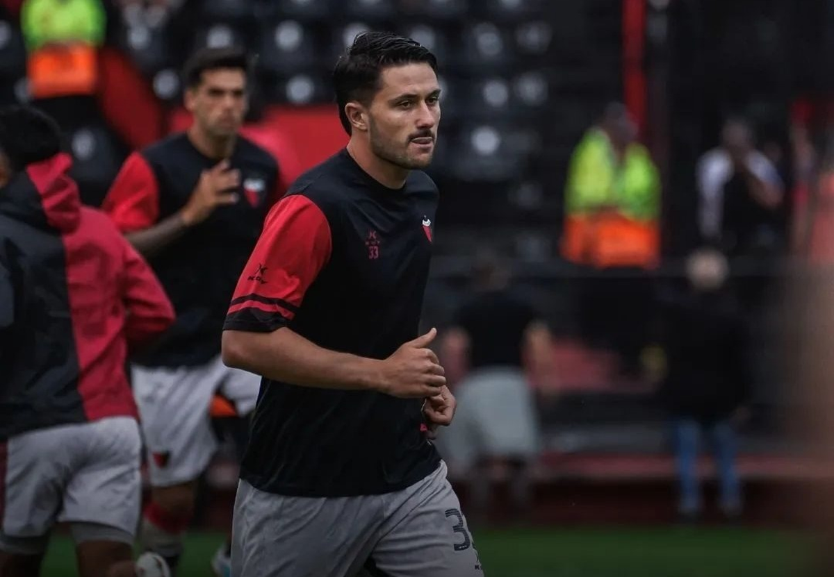 Facundo Garcés no jugará en Colón, más allá de si se concreta su venta al exterior. Facundo Garcés no jugará en Colón, más allá de si se concreta su venta al exterior.