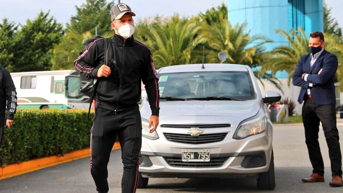 El Kun Agüero lleó al país para sumarse a la Selección Argentina y se refirió sobre los riesgos de jugar la Copa América en Brasil.