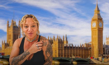 Desde Londres, Roxana Miño vive una previa especial para Argentina-Inglaterra: su padre combatió en Malvinas y ella lleva las islas tatuadas en el hombro. Desde Londres, Roxana Miño vive una previa especial para Argentina-Inglaterra: su padre combatió en Malvinas y ella lleva las islas tatuadas en el hombro.