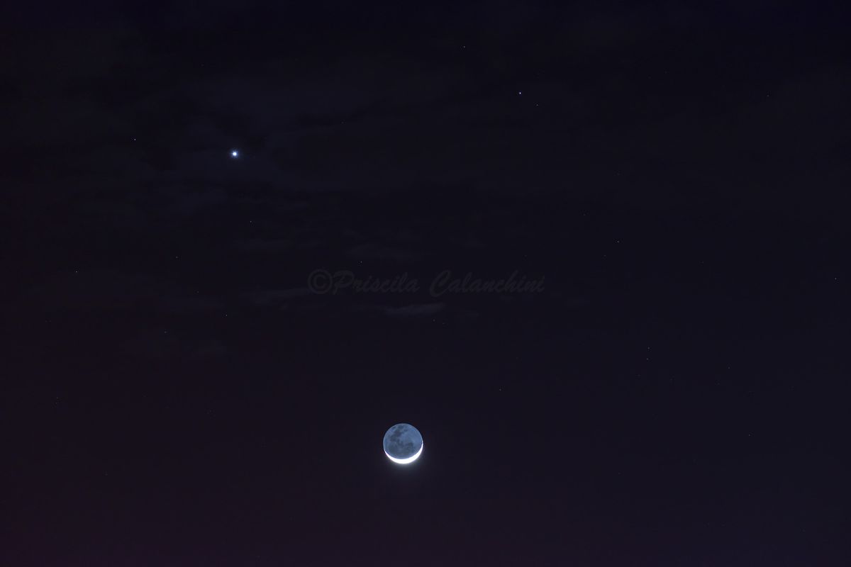Así se vio la Luna junto a Venus, Saturno y Mercurio en Santa Fe. Así se vio la Luna junto a Venus, Saturno y Mercurio en Santa Fe.