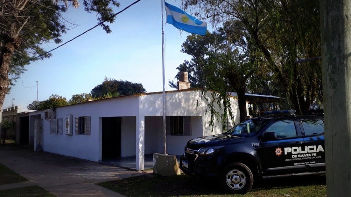 El detenido fue trasladado a la comisaría de Nare.