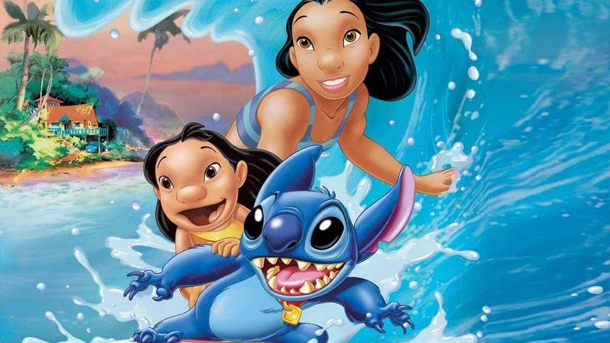 La adaptación de Lilo & Stitch está dirigida por Dean Fleischer Camp. La adaptación de Lilo & Stitch está dirigida por Dean Fleischer Camp.