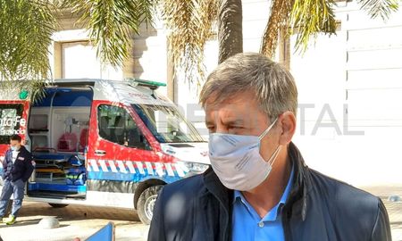 El intendente Emilio Jatón aseguró que en los primeros días de restricciones se evidenció un alto acatamiento de las medidas. El intendente Emilio Jatón aseguró que en los primeros días de restricciones se evidenció un alto acatamiento de las medidas.