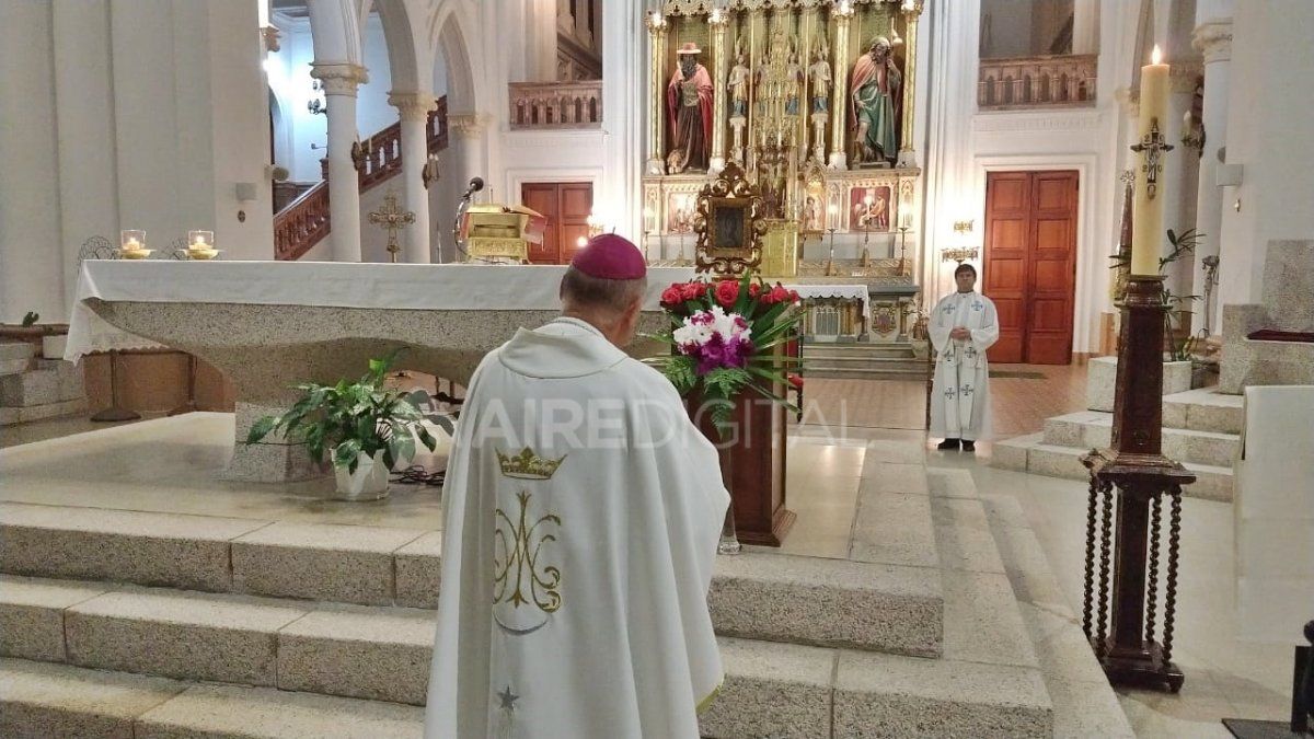 La estampa fue bendecida por el Arzobispo de Santa Fe